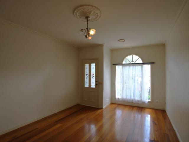 Townhouse for rent in Camerons Creek, Victoria