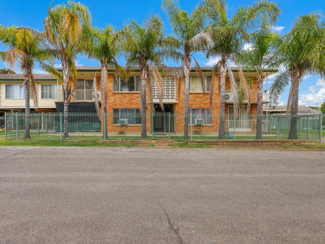 Apartment for sale in Piallamore, New South Wales