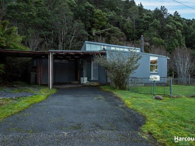 House for sale in Queenstown, Tasmania