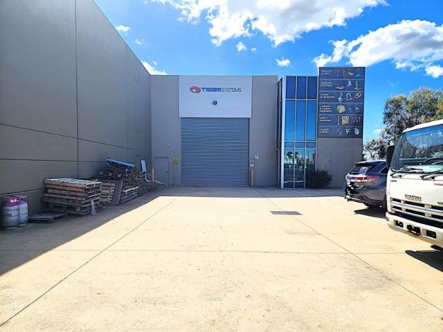 Warehouse for rent in Camerons Creek, Victoria