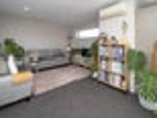 Townhouse for sale in Heathcote, Canterbury