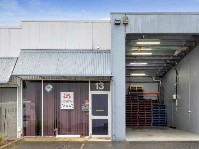 Warehouse for rent in Camerons Creek, Victoria