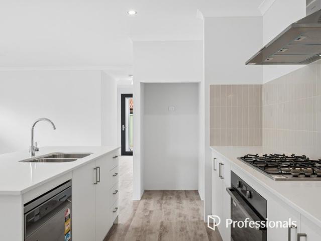 House for rent in Forrestfield, Western Australia