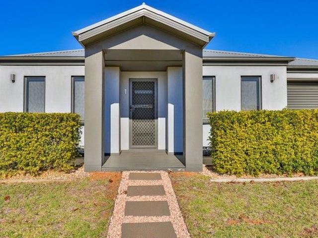 House for sale in Red Cliffs