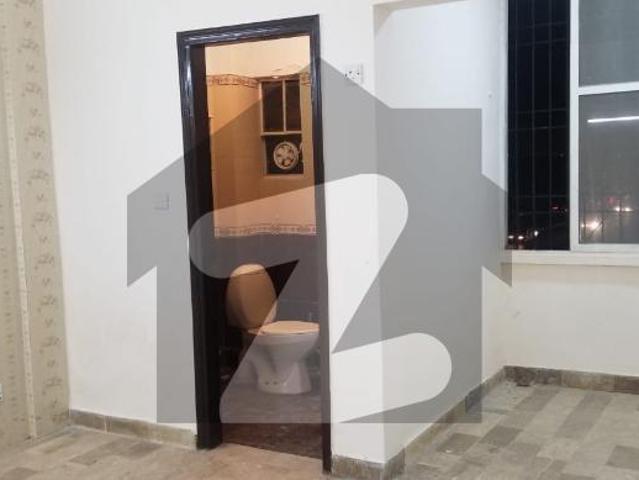 Apartment for rent in Clifton, North Waziristan