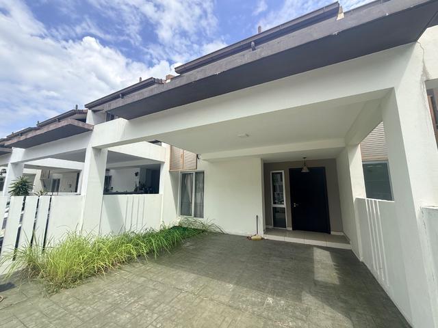 Terraced House for rent in Alam Impian, Selangor