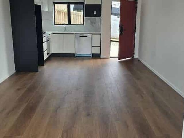 House for rent in Owhata, Oroua County