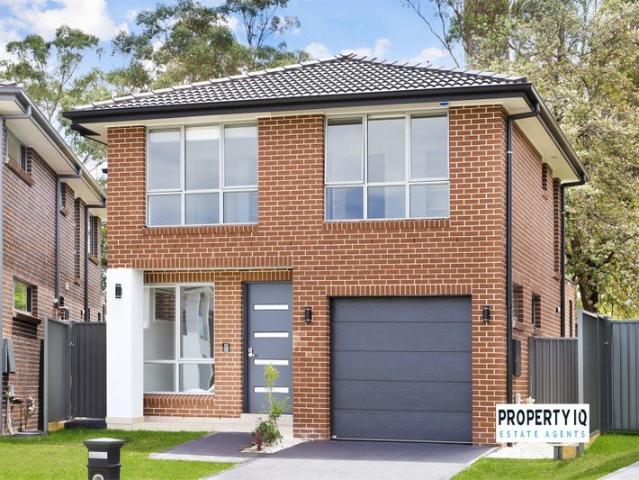 Townhouse for sale in Sydney, New South Wales