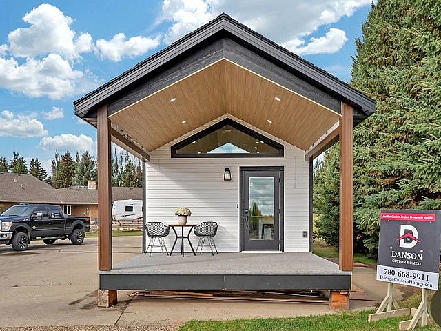 House for sale in Alberta