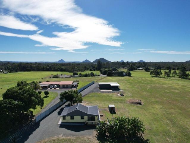 Cottage for sale in Toombul, Queensland