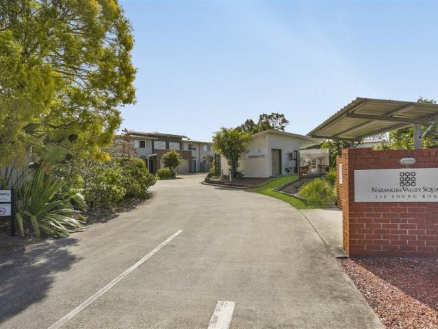 Townhouse for rent in Creekside, Greater Brisbane
