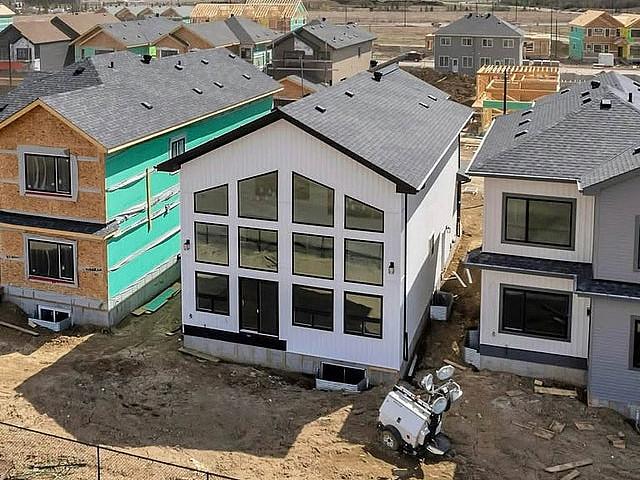 House for sale in Wedgewood, Alberta
