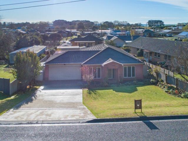 House for sale in Gnotuk, Victoria