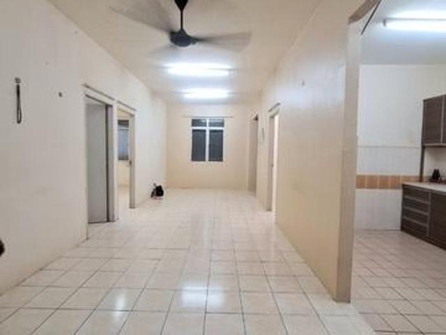 Apartment for sale in Sendayan Village, Negeri Sembilan