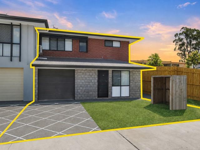 Townhouse for sale in Toombul, Queensland
