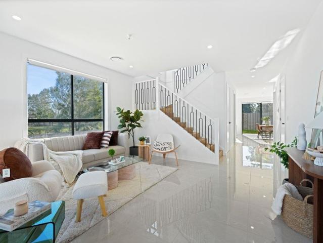 Cottage for sale in Sydney, New South Wales