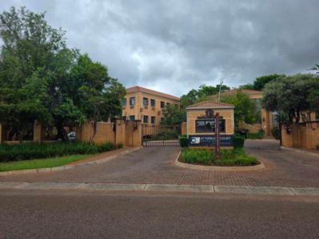 Commercial for rent in Faerie Glen, Gauteng