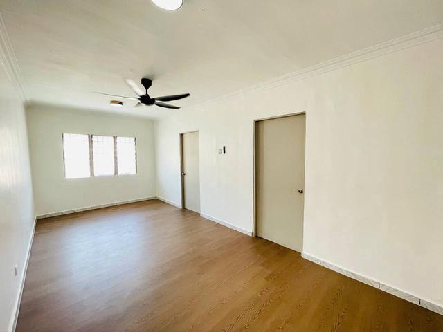 Apartment for sale in Petaling, Damansara Damai