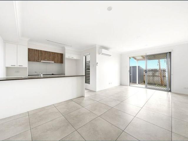 Townhouse for rent in Toombul, Queensland