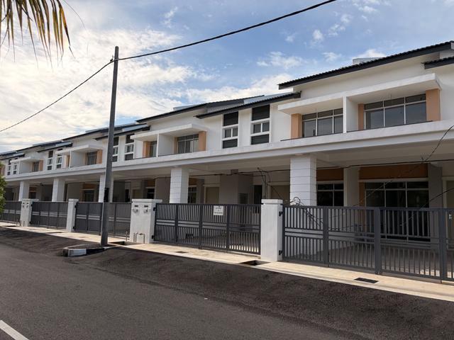 Terraced House for sale in Kangar