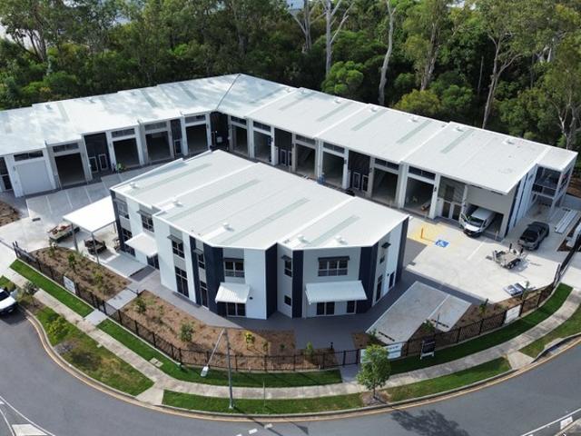 Warehouse for rent in Toombul, Queensland