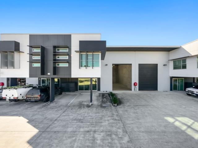 Warehouse for sale in Toombul, Queensland