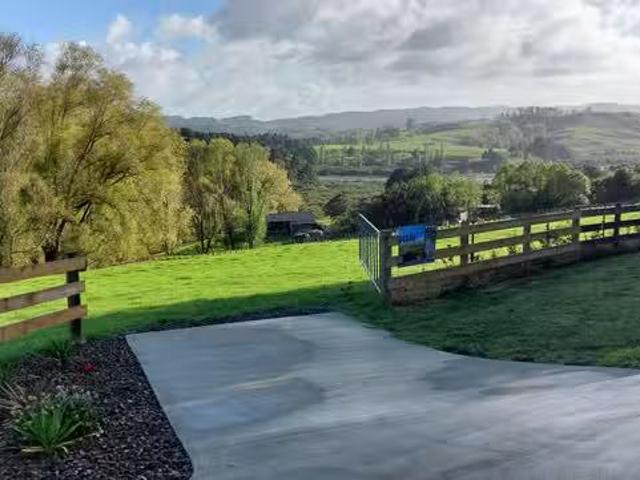 House for sale in Maungaturoto, Northland