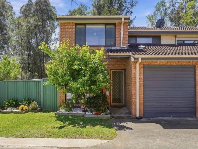 Townhouse for sale in Hammondville, Sydney