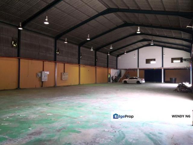Warehouse for rent in Petaling, Alam Impian