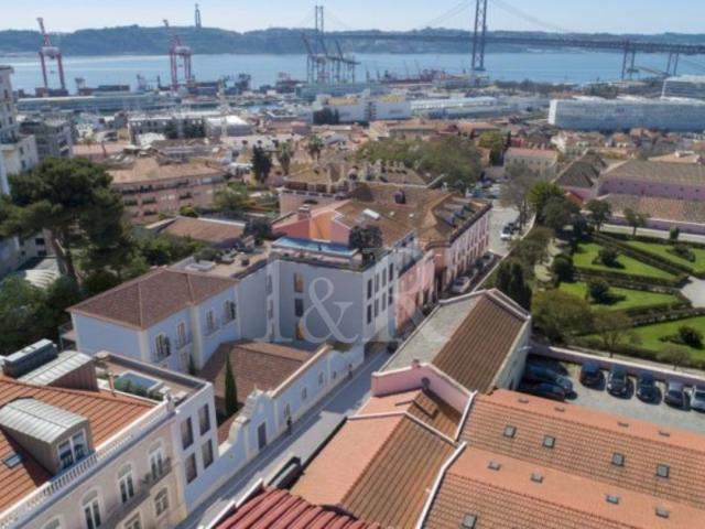 Apartamento venda em Estrela, Lisboa