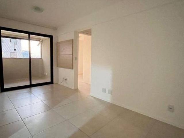 Apartamento venda em Setor de Garagens e Concessionárias de Veículos, Águas Claras