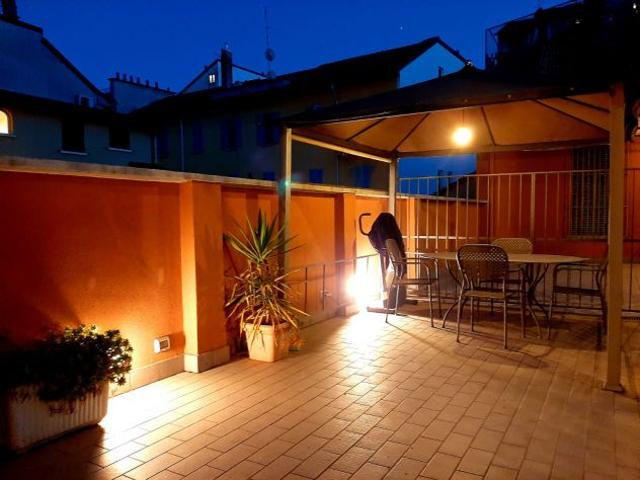 Appartamento in affitto a Centro storico, Milano