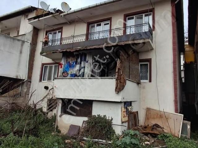 İzmit, Kocaeli içerisinde satılık Villa