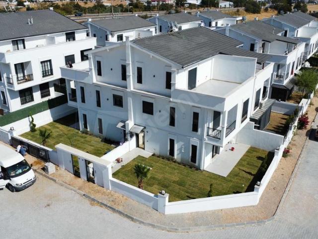 Barbaros Mahallesi, Menderes içerisinde satılık Villa