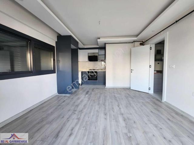 Menderes, İzmir içerisinde kiralık mülk