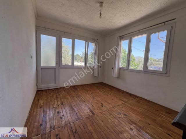Menderes, İzmir içerisinde kiralık mülk