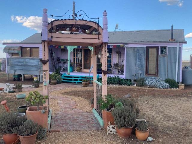 Acreage for sale in Baringhup West, Victoria