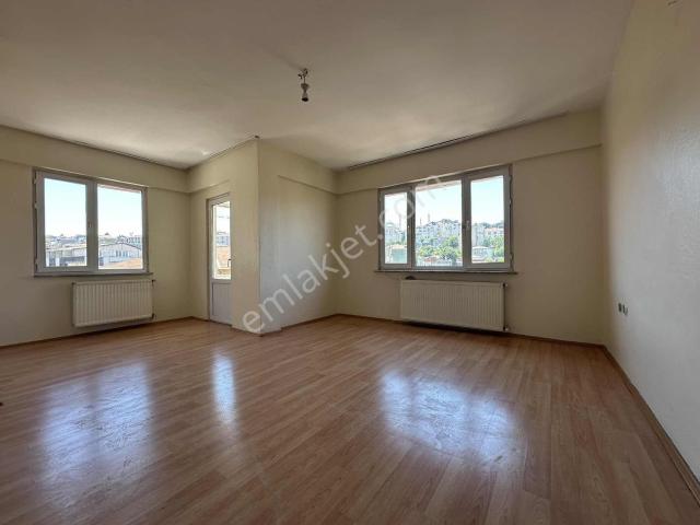 Üsküdar, İstanbul içerisinde kiralık mülk