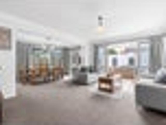 House for sale in Days Bay, Wellington