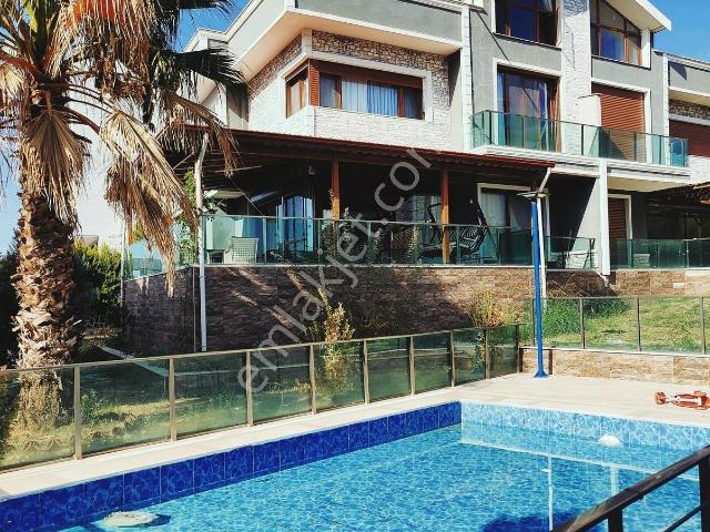 Aliağa, İzmir içerisinde kiralık Villa