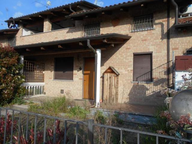 Villa Indipendente in vendita a Piemonte, Vercelli