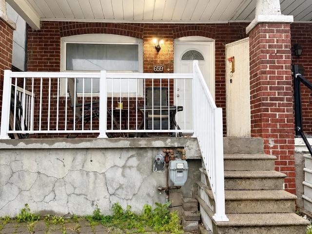 House for rent in Woburn, Ontario