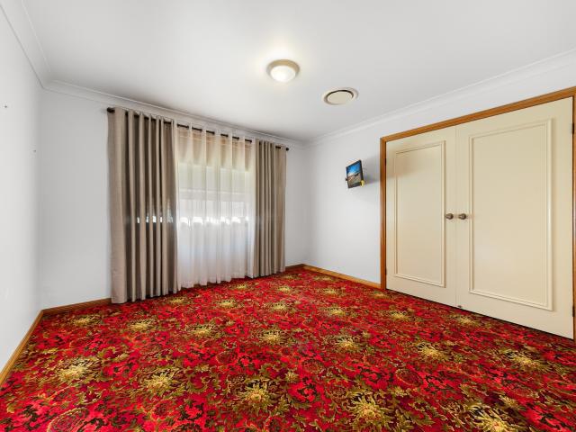 Villa for sale in Ettalong Beach, New South Wales