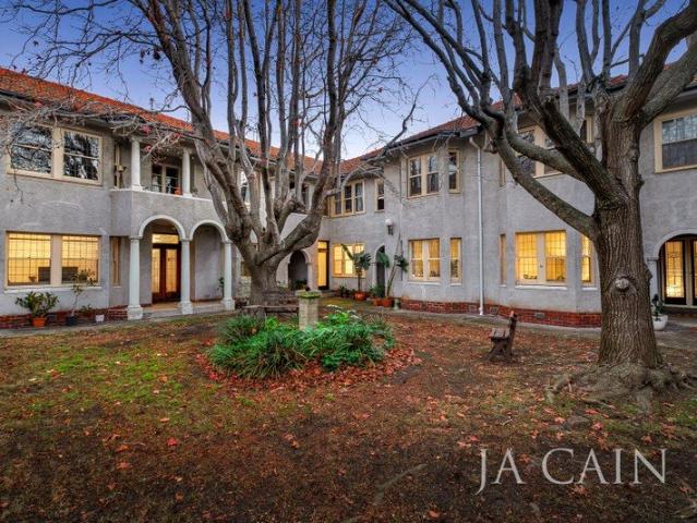 Apartment for sale in Camerons Creek, Victoria