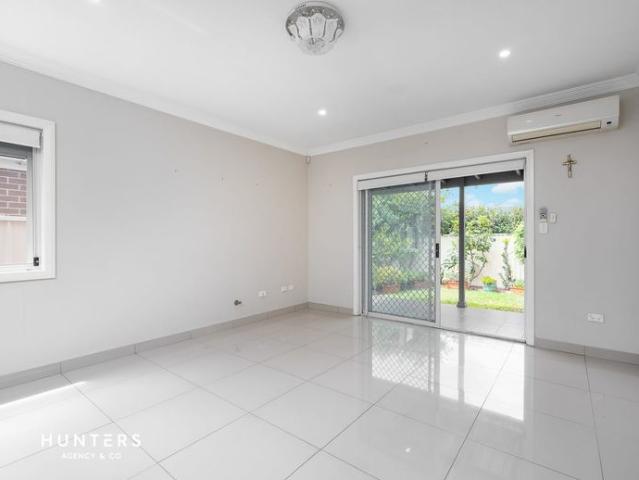 Townhouse for rent in Sydney, New South Wales