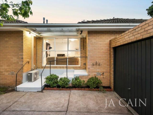 Apartment for sale in Camberwell, Melbourne