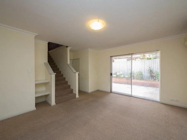 Townhouse for rent in Stirling, Western Australia