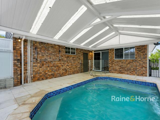 Villa for sale in Ettalong Beach, Gosford