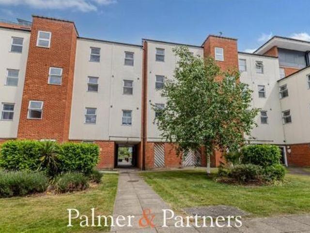House for sale in Maidenhall, Key Street