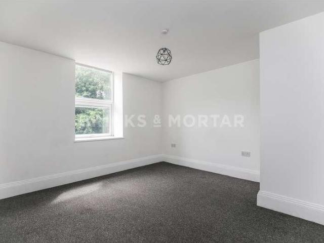 Townhouse for rent in Pelaw, Gateshead